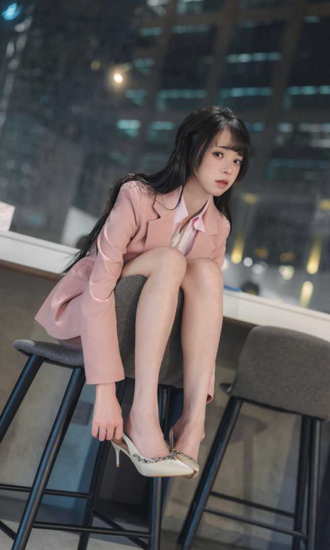 Lily – Escort Singapore Orchard Road