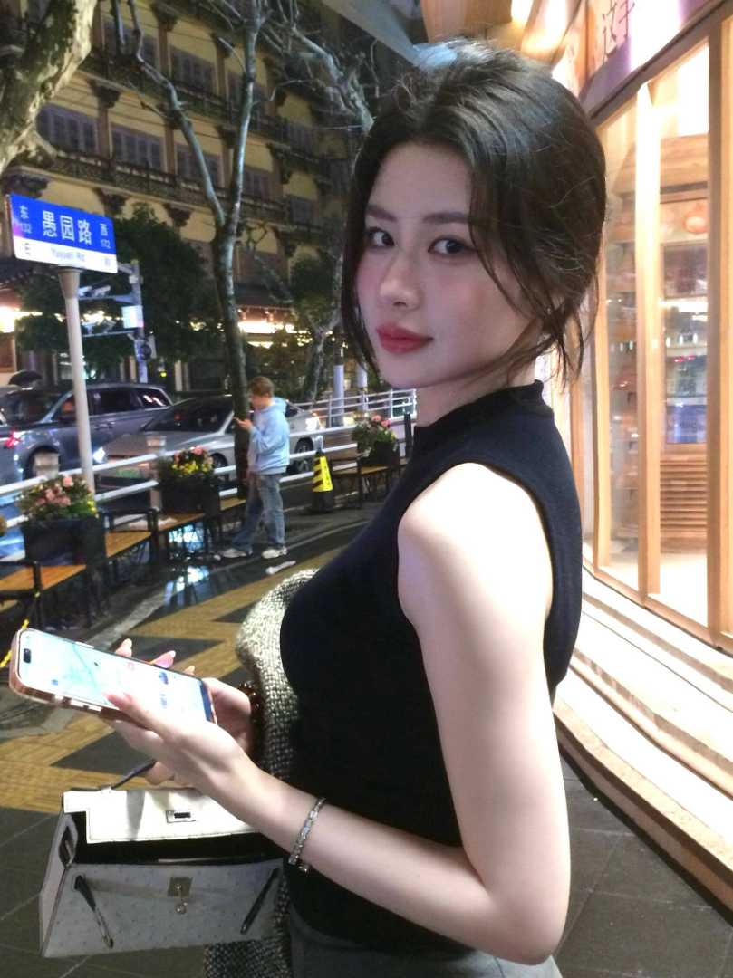Mia – Escort Girls Singapore Geylang
